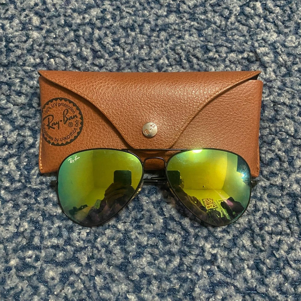 Ray Bans Green Aviators